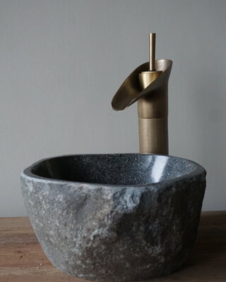 Rene Houtman Kleine Stenen Waskom + Spoelgat | H14 x B24 x D22 cm