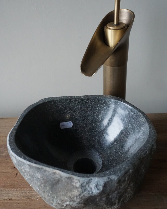 Rene Houtman Kleine Stenen Waskom + Spoelgat | H14 x B24 x D22 cm