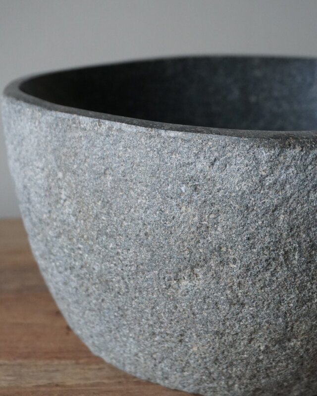 Rene Houtman Kleine Stenen Waskom + Spoelgat | H13,5 x B25,5 x D21 cm