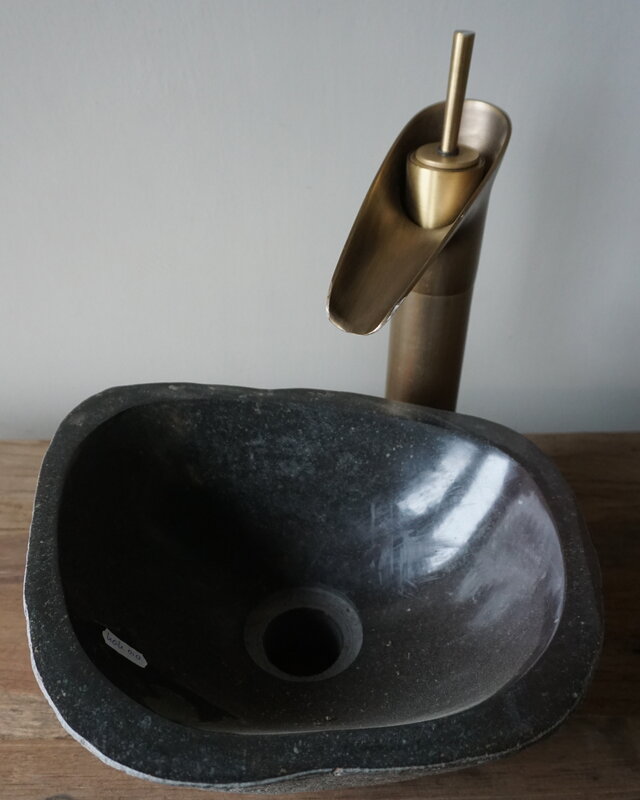 Rene Houtman Kleine Stenen Waskom + Spoelgat | H13 x B27 x D22,5 cm