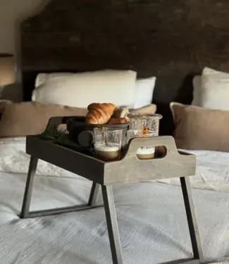 Aura Peeperkorn Dienblad Op Pootjes | Bedtafeltje | H36xB65xD31 cm