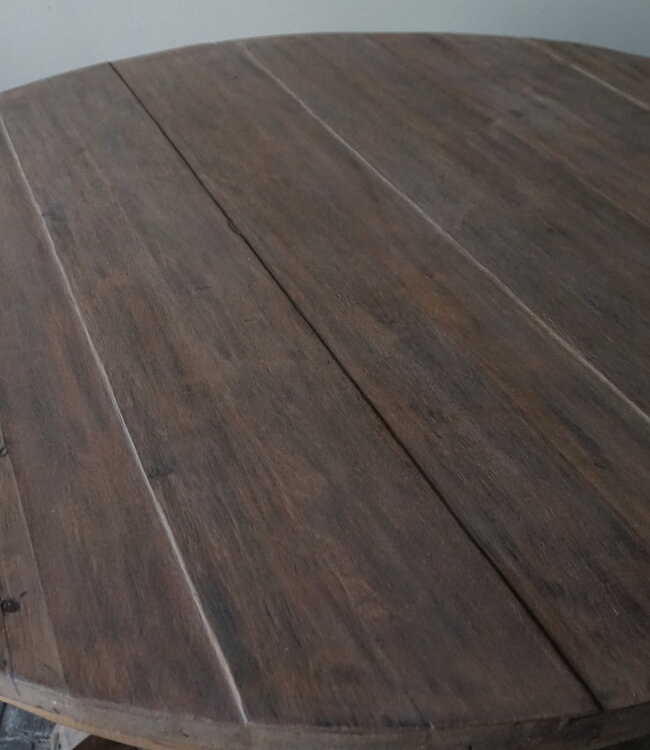 Rene Houtman Ronde Eetkamertafel | Bruin | H79 x D130 cm