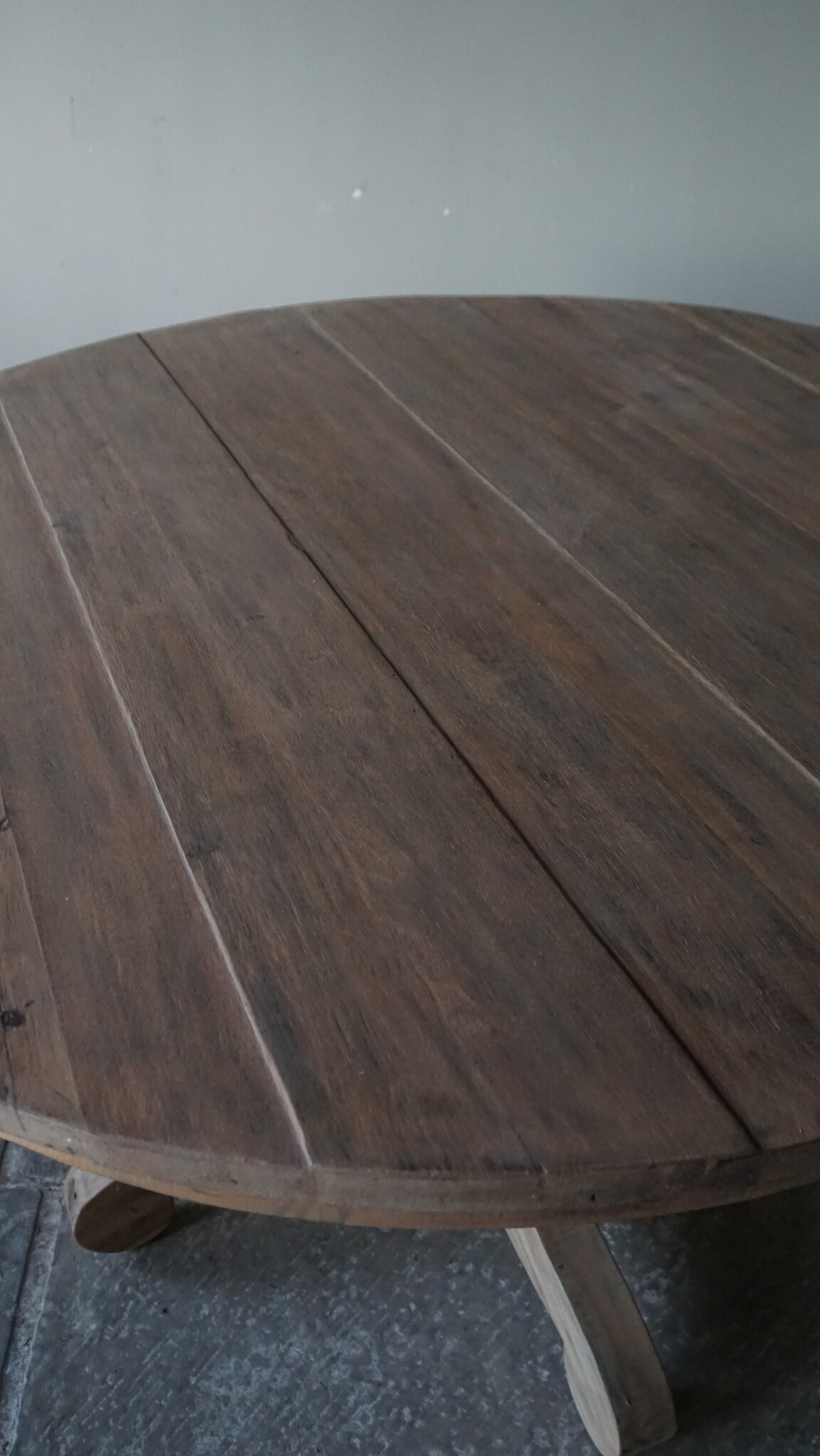 Rene Houtman Ronde Eetkamertafel | Bruin | H79 x D130 cm