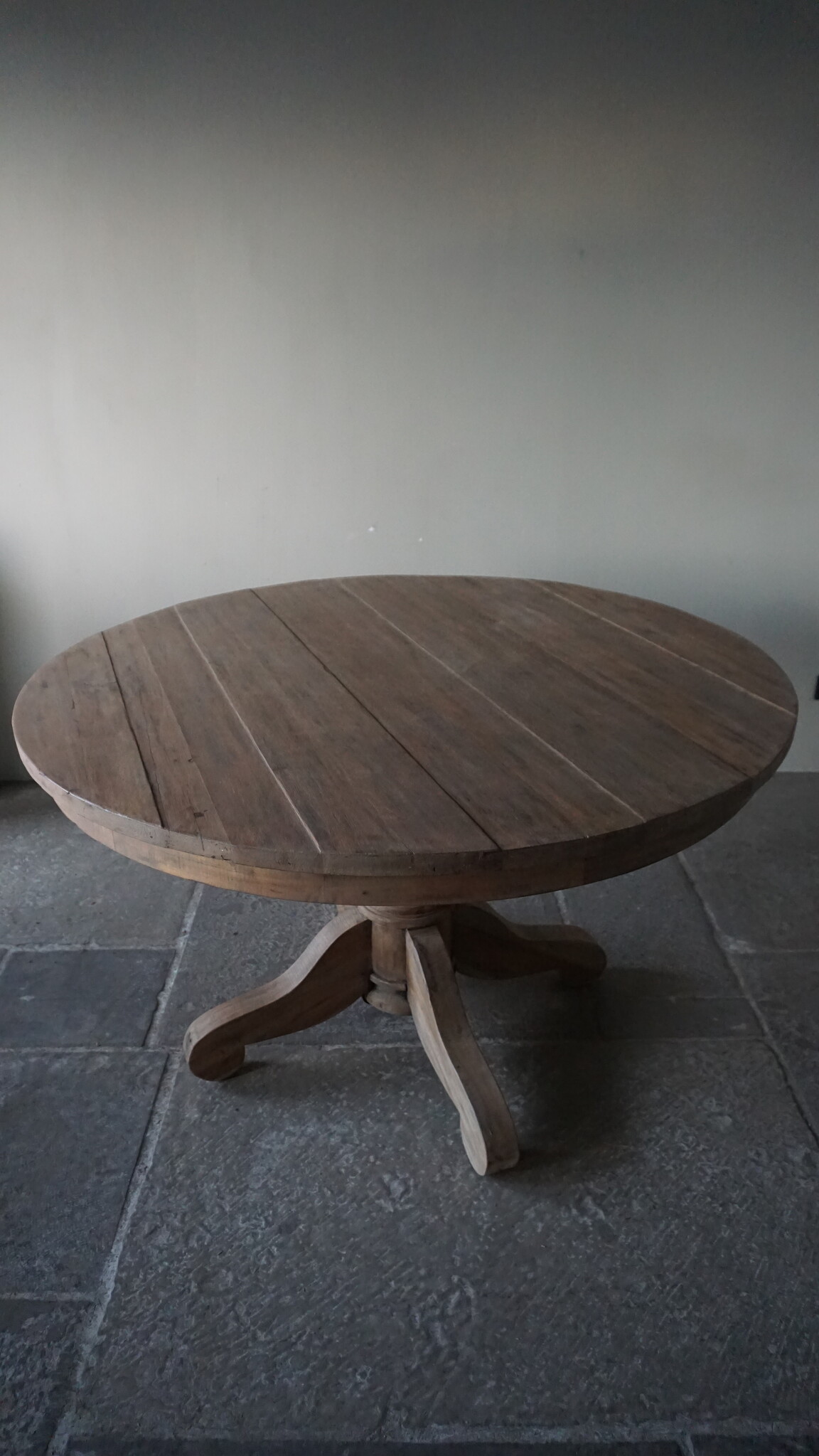 Rene Houtman Ronde Eetkamertafel | Bruin | H79 x D130 cm