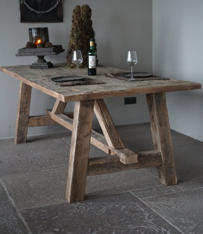 Rene Houtman Oud Eikenhouten Kloostertafel | H79xB220xD100