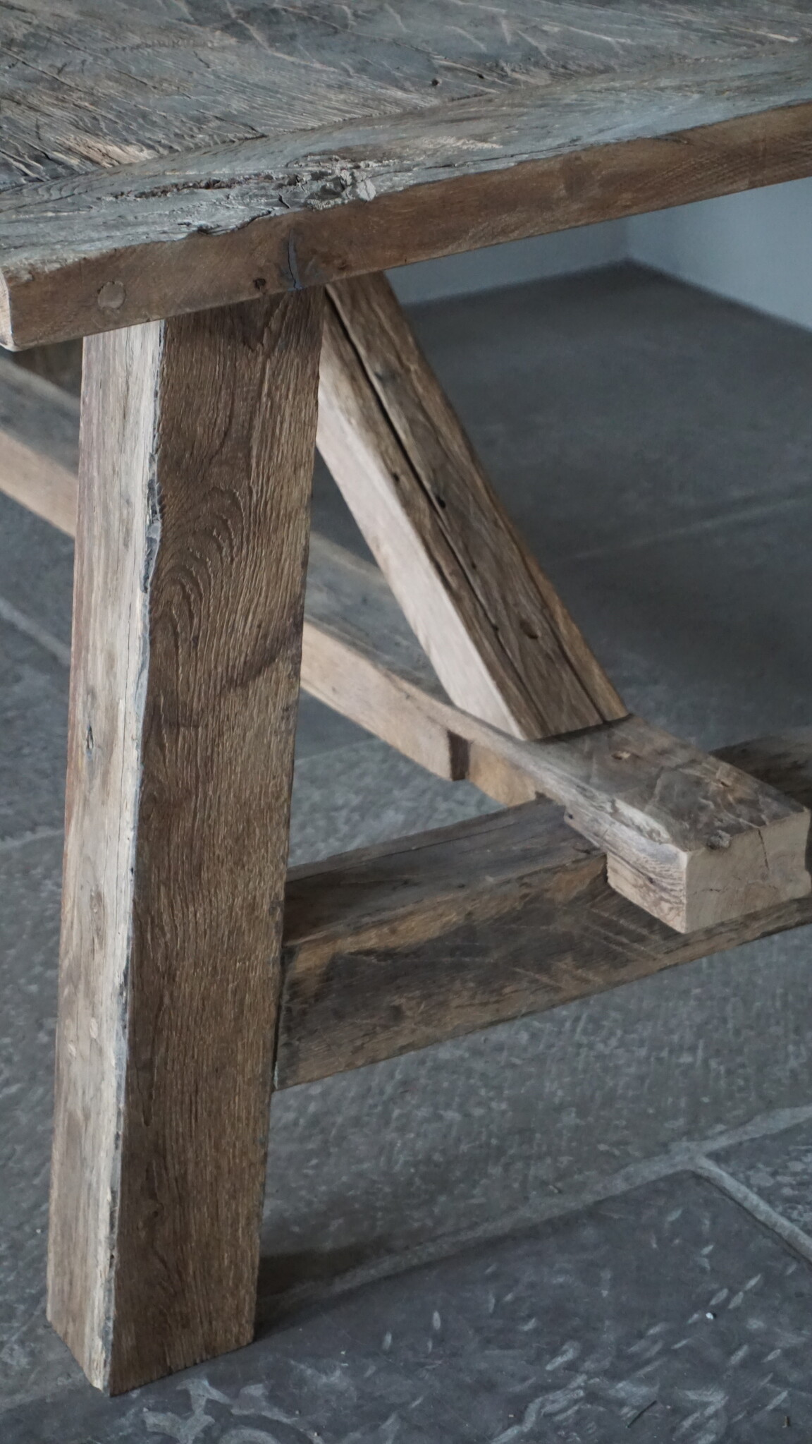 Rene Houtman Oud Eikenhouten Kloostertafel | H79xB220xD100