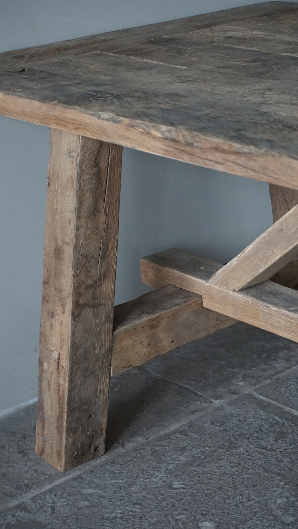 Rene Houtman Oud Eikenhouten Kloostertafel | H79xB220xD100