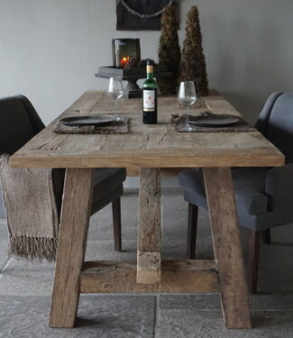 Rene Houtman Oud Eikenhouten Kloostertafel | H79xB250xD100