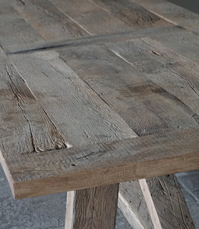 Rene Houtman Oud Eikenhouten Kloostertafel | H79xB250xD100