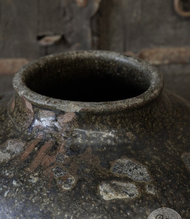 Be-Uniq Oude Zoutpot | Donker | China | H45 x D44 cm