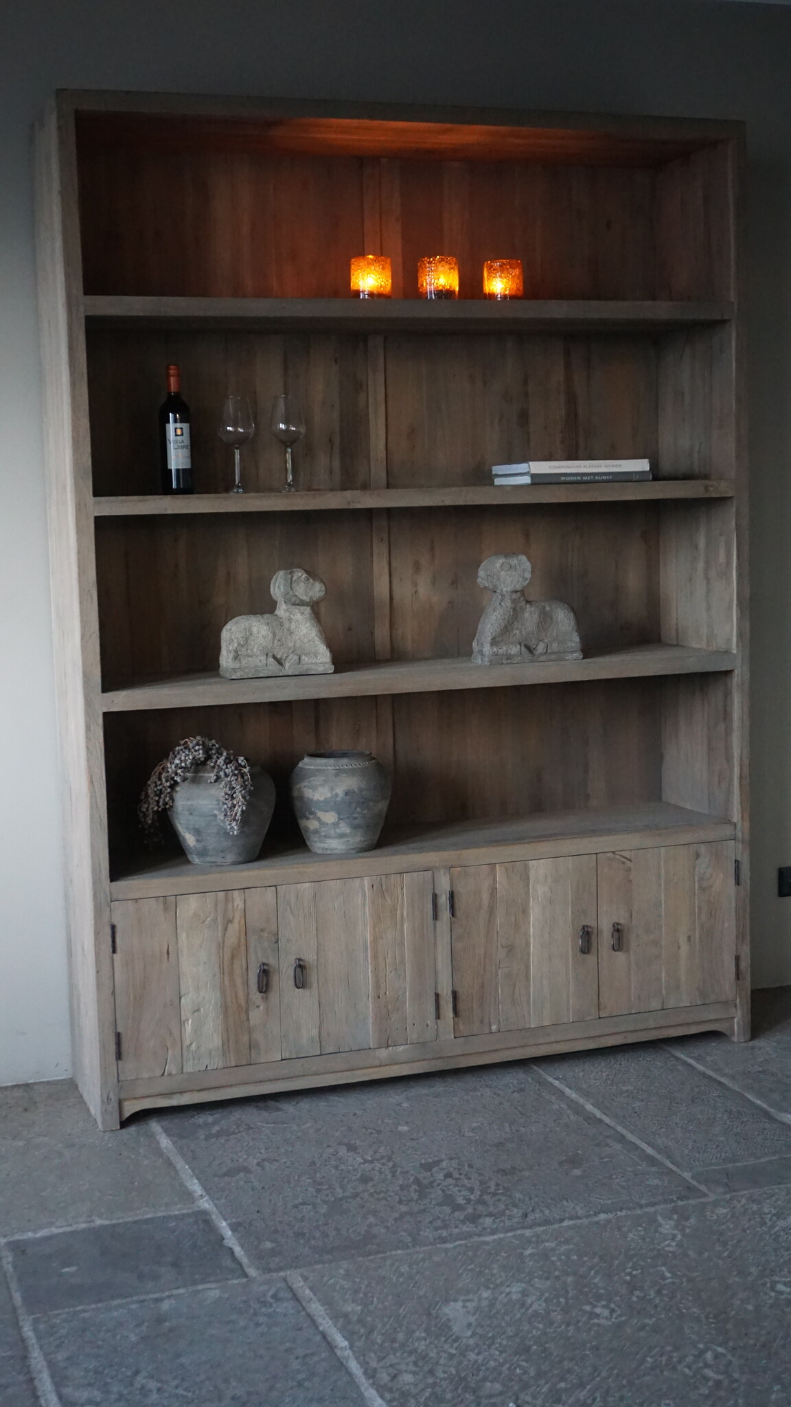 Rene Houtman Boekenkast Elm | Elmwood Finish | H220xB160xD40 cm