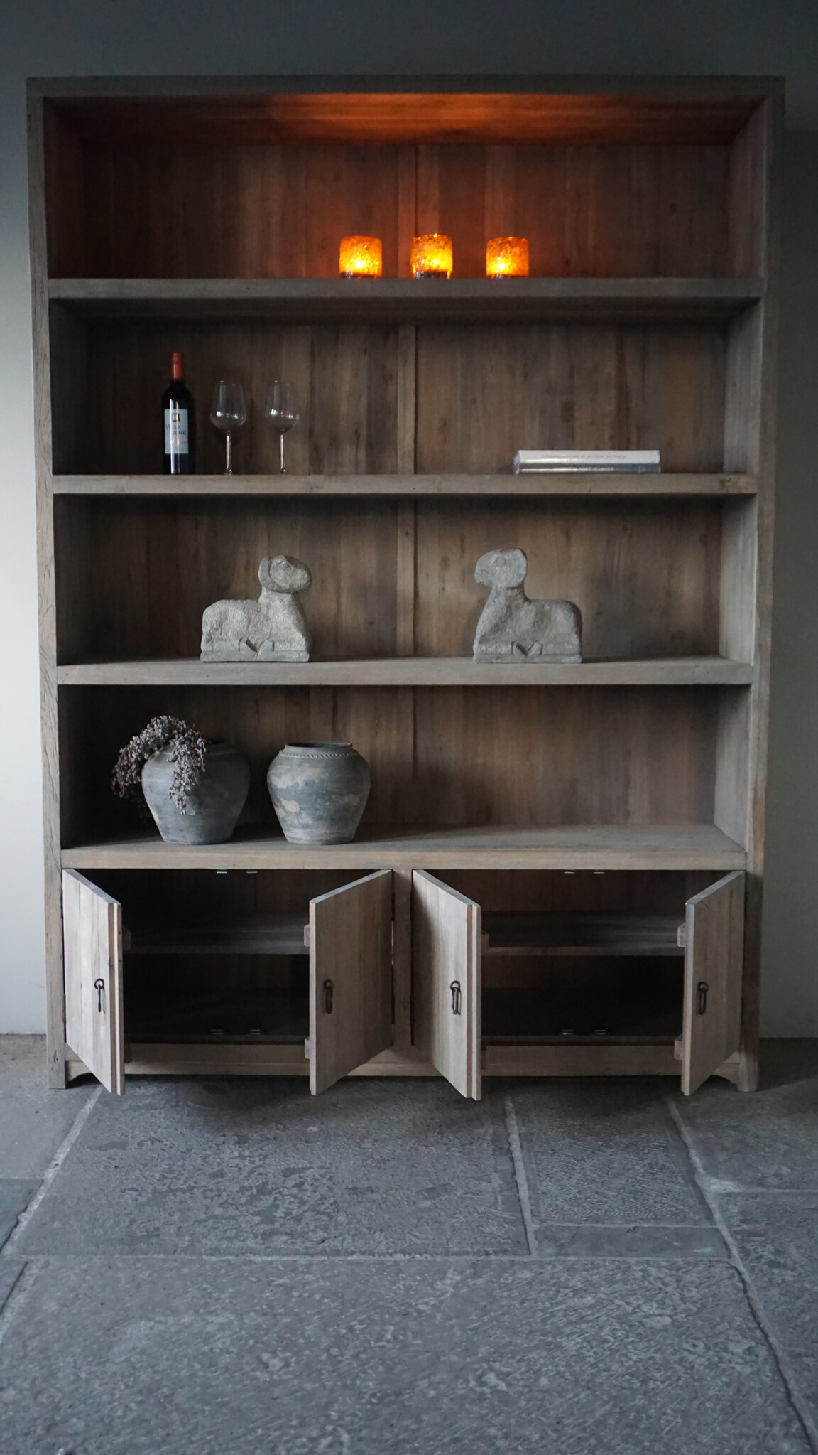Rene Houtman Boekenkast Elm | Elmwood Finish | H220xB160xD40 cm