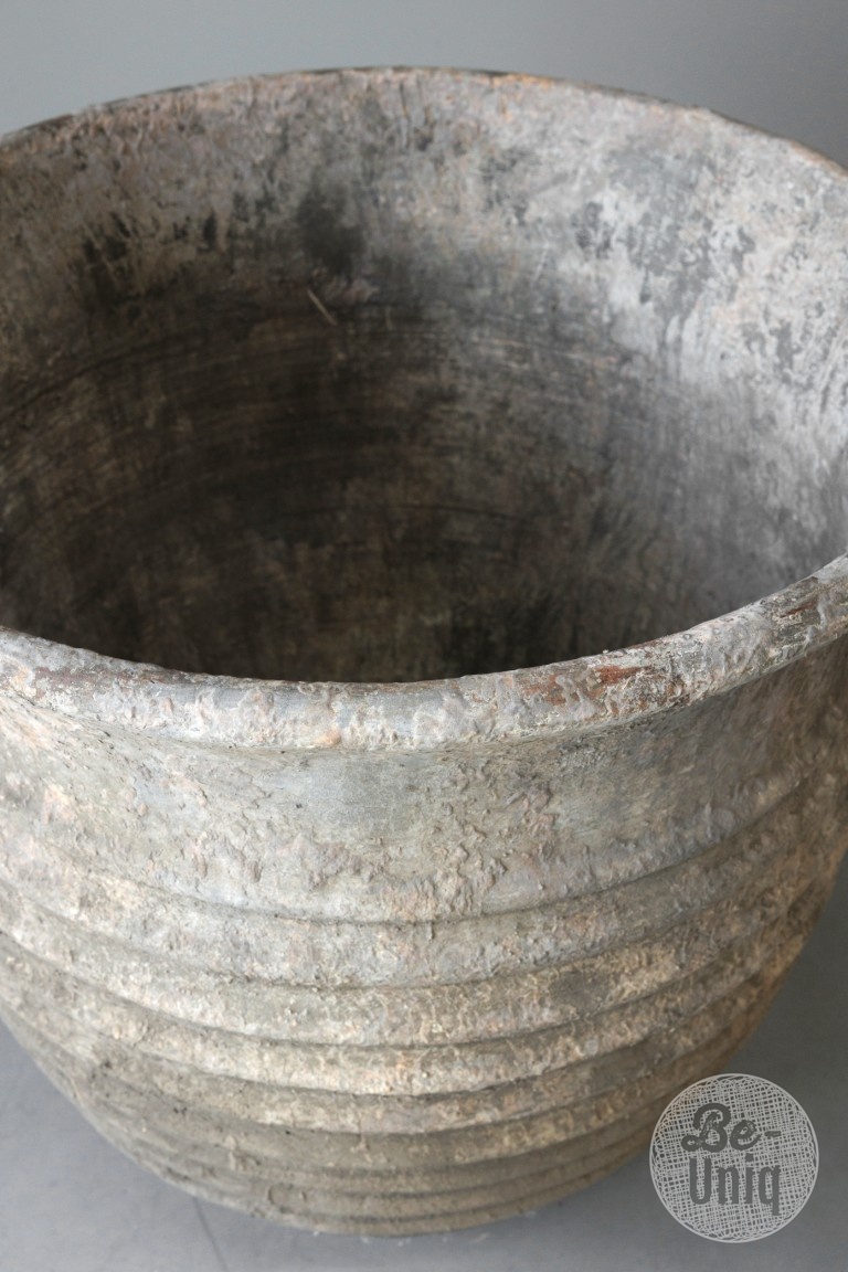 Be-Uniq Oude Verweerde Pot | Indonesie | H70 x D70 cm