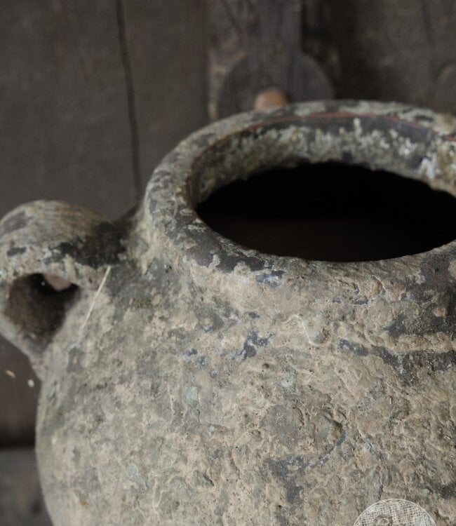 Be-Uniq Oude Verweerde Pot | Indonesie | H28 x B30 x D29 cm