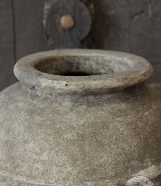Be-Uniq Oude Verweerde Pot | Indonesie | H20 x D26 cm