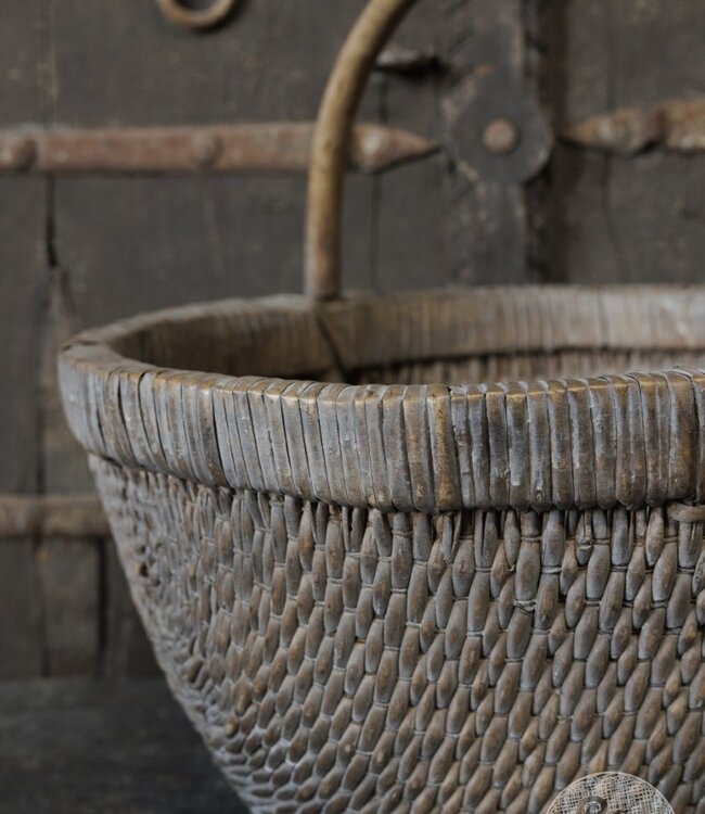 Be-Uniq Oude Appelmand | China | H45 x B42 x D44 cm