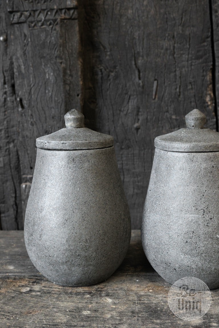 Be-Uniq Pot | Set Van 2 | 006 | Elephant Collection | H26 x D16 cm