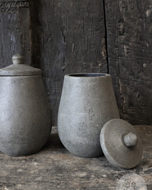 Be-Uniq Pot | Set Van 2 | 006 | Elephant Collection | H26 x D16 cm