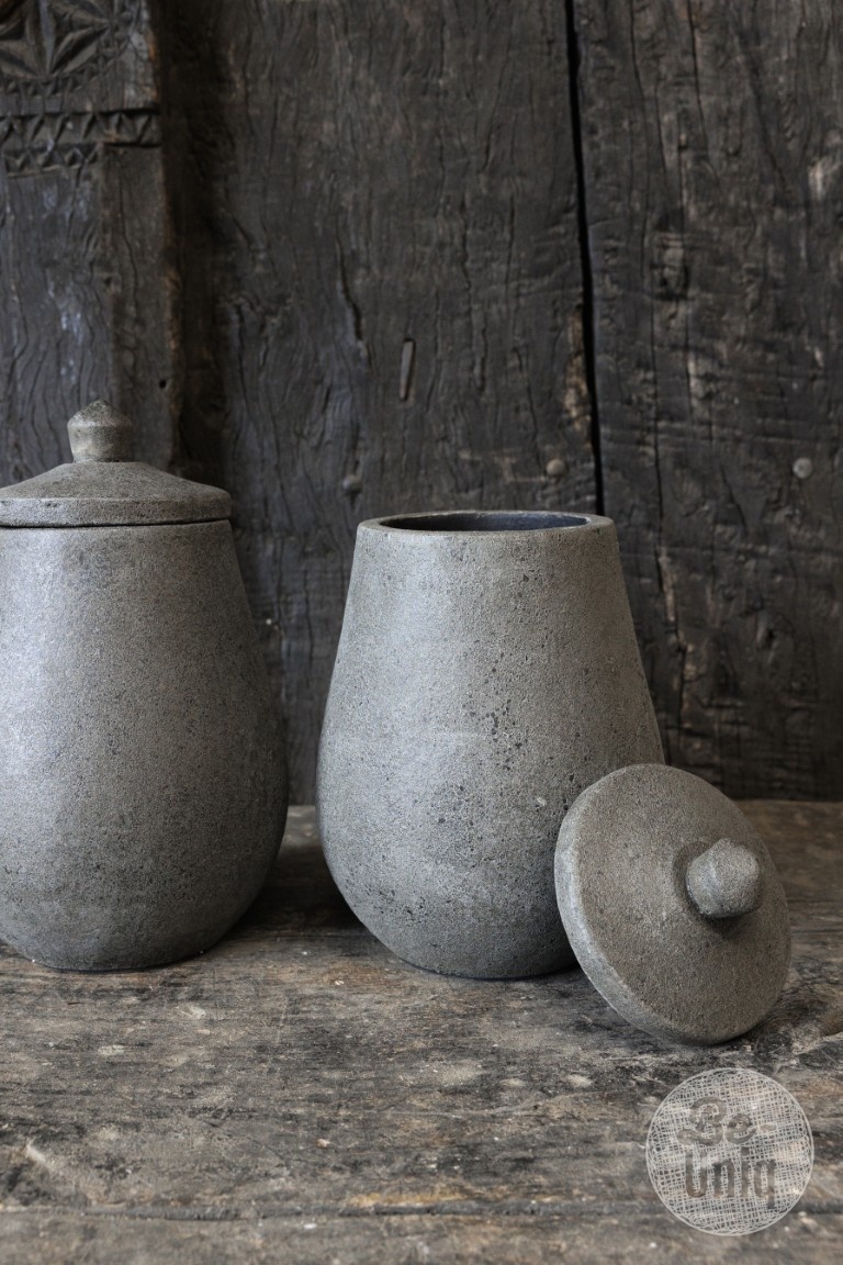 Be-Uniq Pot | Set Van 2 | 006 | Elephant Collection | H26 x D16 cm