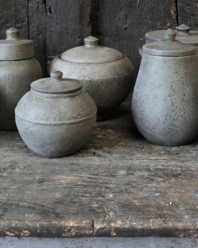 Be-Uniq Pot | Set Van 2 | 006 | Elephant Collection | H26 x D16 cm