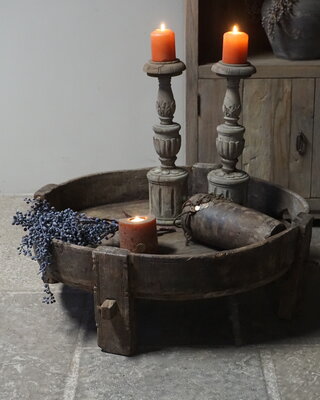 Rene Houtman Chakki Tafel | Uniek | H27 x D77 cm
