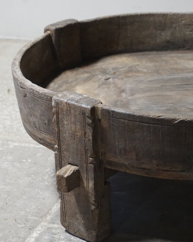 Rene Houtman Chakki Tafel | Uniek | H27 x D77 cm
