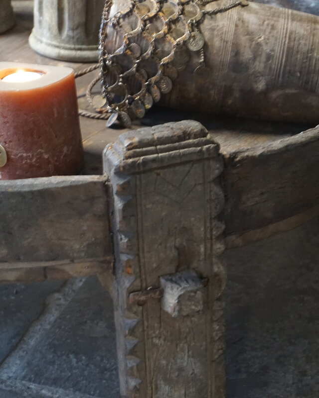 Rene Houtman Chakki Tafel | Uniek | H33 x D80 cm