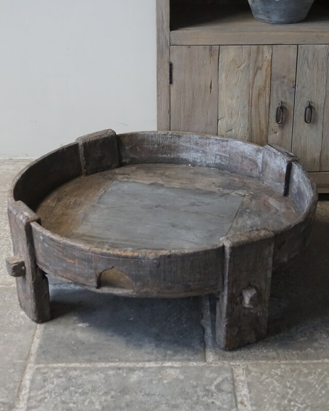 Rene Houtman Chakki Tafel | Uniek | H27 x D80 cm