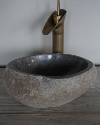 Rene Houtman Kleine Stenen Waskom + Spoelgat | H14 x B32 x D26 cm