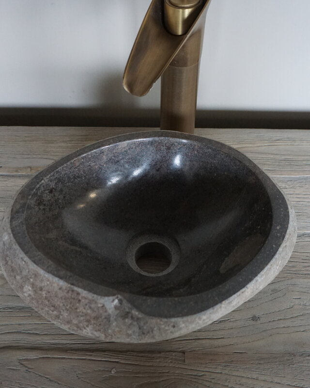 Rene Houtman Kleine Stenen Waskom + Spoelgat | H14 x B32 x D26 cm