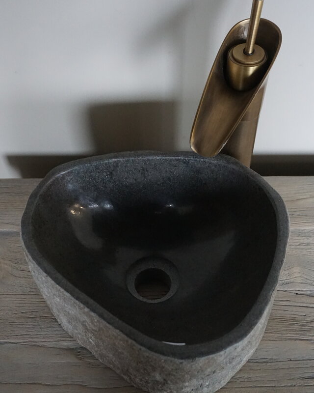 Rene Houtman Kleine Stenen Waskom + Spoelgat | H14 x B29 x D26 cm