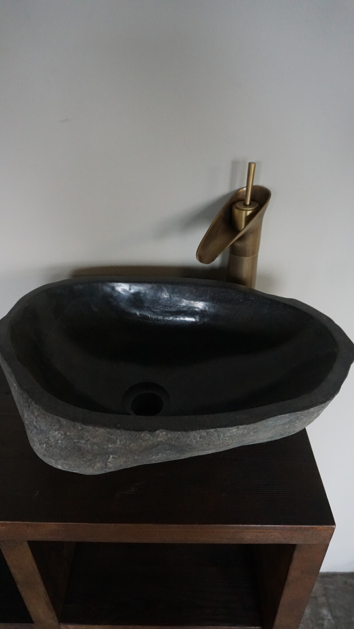 Rene Houtman Grote Waskom Rivierkom + Spoelgat | H15 x B46 x D31 cm