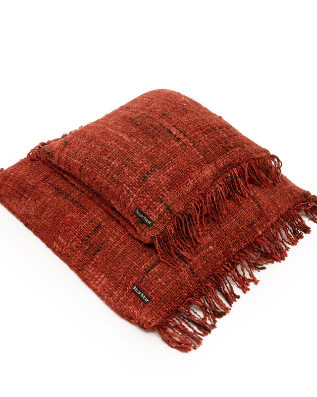 Bazar Bizar Antwerp The Oh My Gee kussenhoes - kersrood - 40 x 40 cm