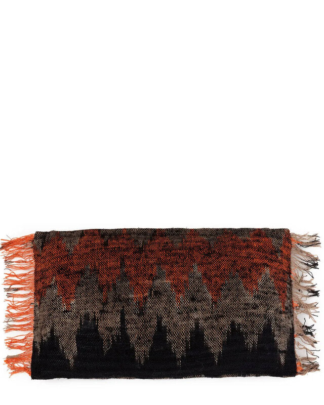 Bazar Bizar Antwerp De Oh My Gee kussenhoes - zwart-oranje - 30x50