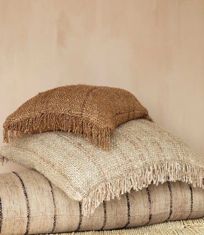 Bazar Bizar Antwerp The Oh My Gee kussenhoes - beige - 60x60 cm
