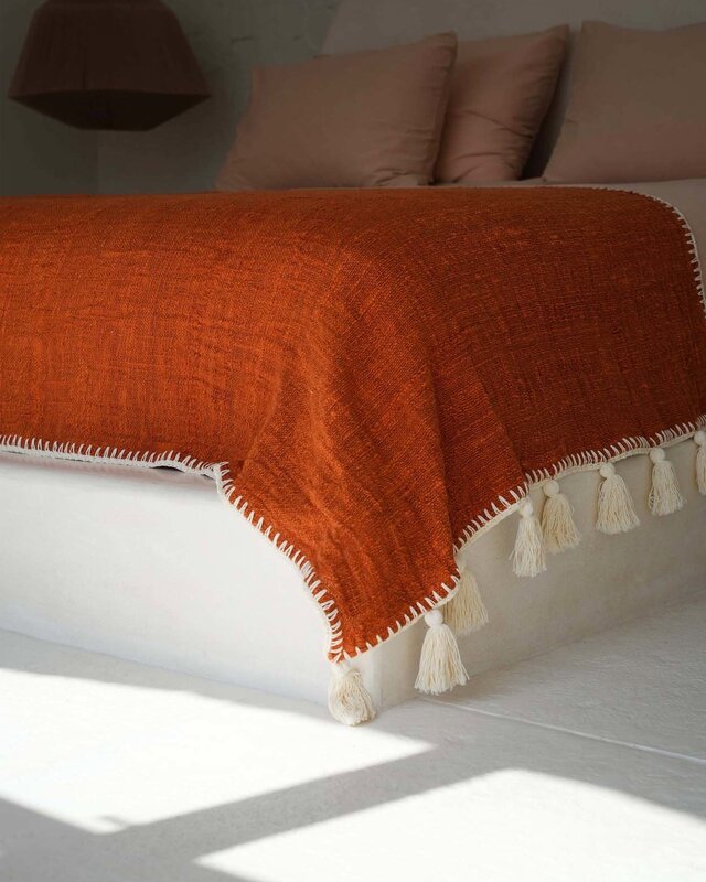 Bazar Bizar Antwerp The Stitch bedsprei - terracotta
