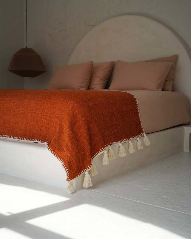 Bazar Bizar Antwerp The Stitch bedsprei - terracotta