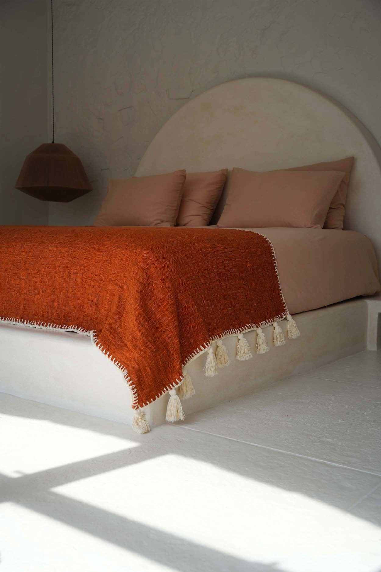 Bazar Bizar Antwerp The Stitch bedsprei - terracotta