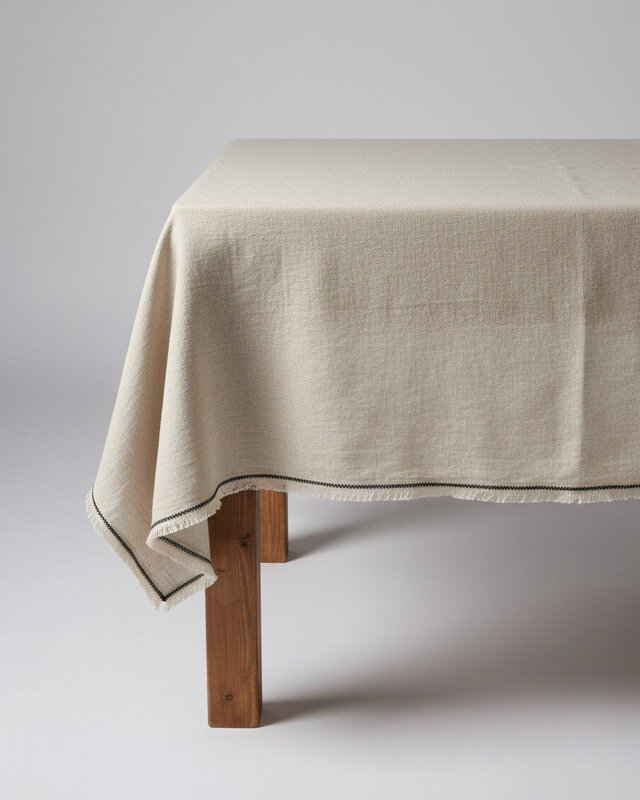 Bazar Bizar Antwerp Toscane tafelkleed - naturel zwart - 150x300