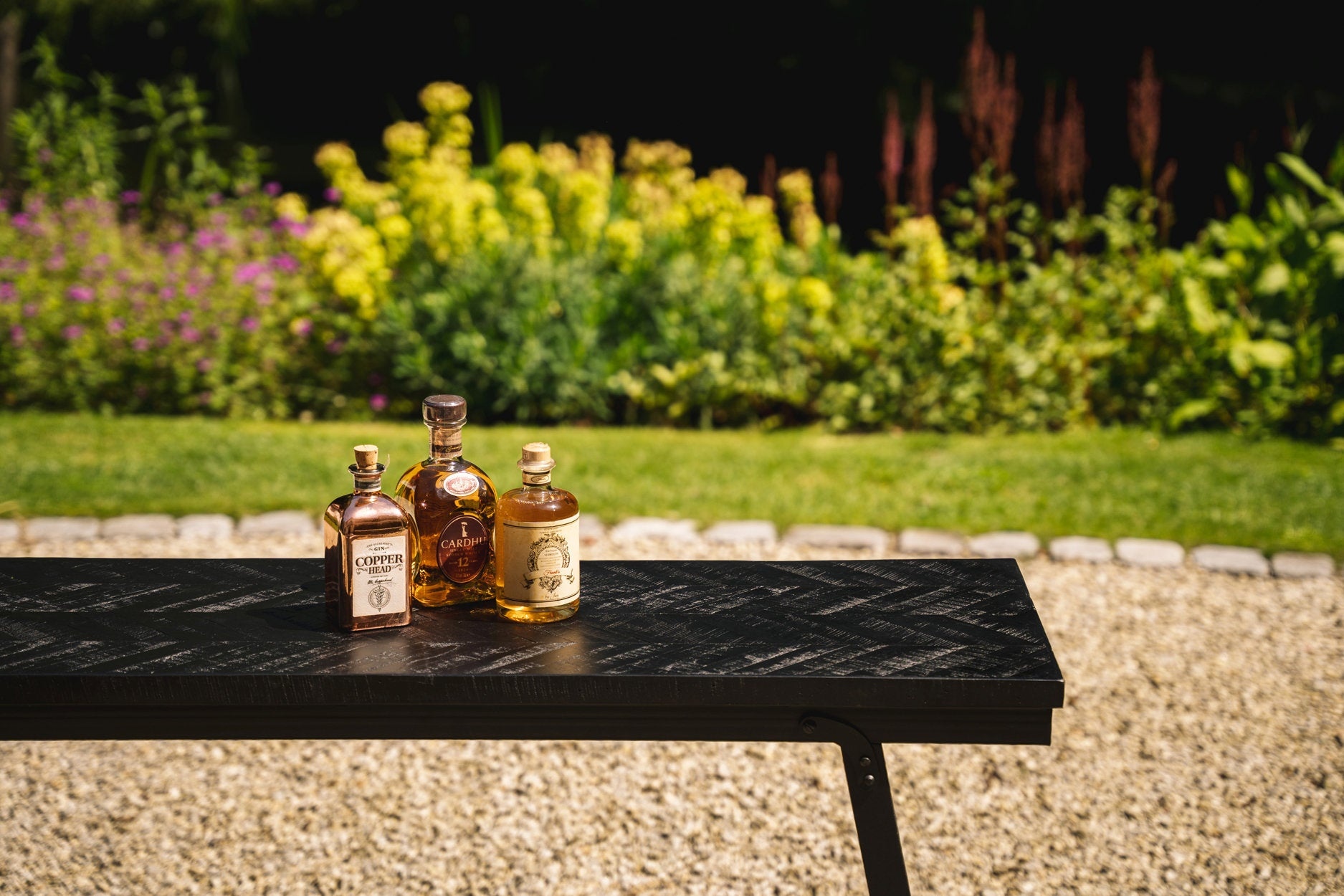 Bazar Bizar Antwerp Visgraat Hoge Tafel - Zwart - 140 cm