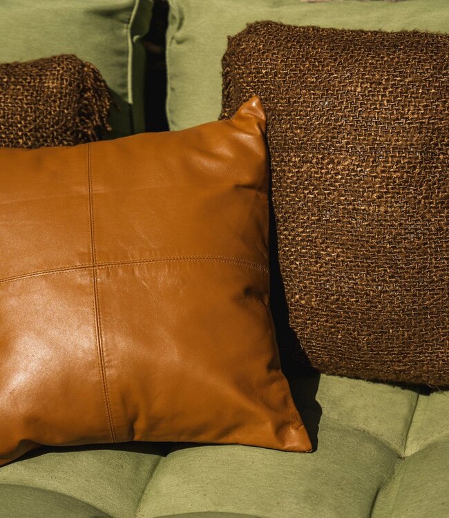 Bazar Bizar Antwerp De Oh My Gee kussenhoes - bruin - 40x40