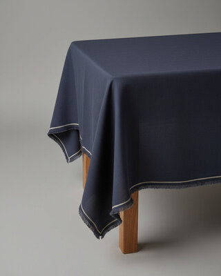 Bazar Bizar Antwerp Toscaanse tafelkleed - zwart/naturel - 150x250