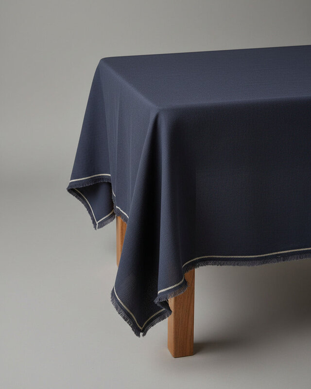 Bazar Bizar Antwerp Toscaanse tafelkleed - zwart/naturel - 150x250