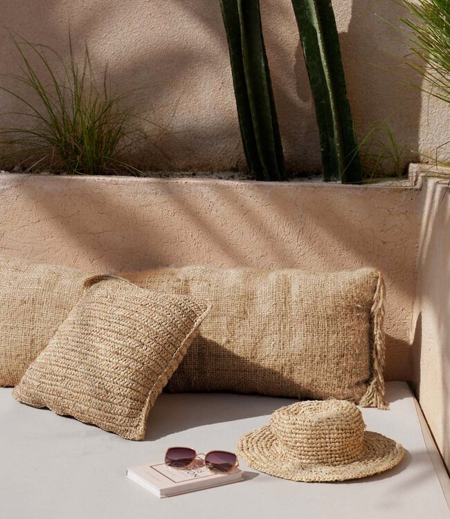 Bazar Bizar Antwerp The Oh My Gee kussenhoes - beige - 35x100