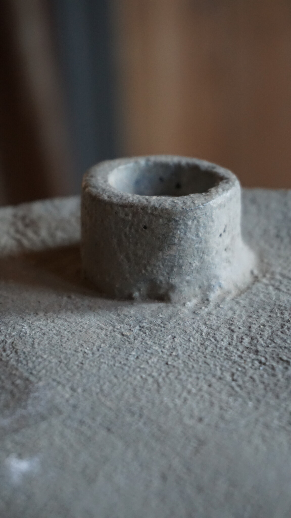 Rene Houtman Set Van 2 Kandelaren Op Schaal | Beton