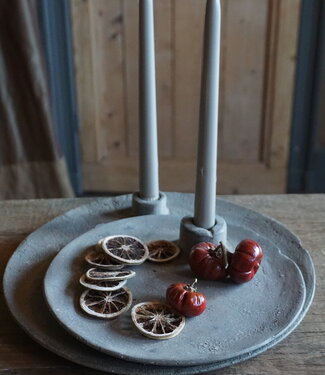 Rene Houtman Set Van 2 Kandelaren Op Schaal | Beton