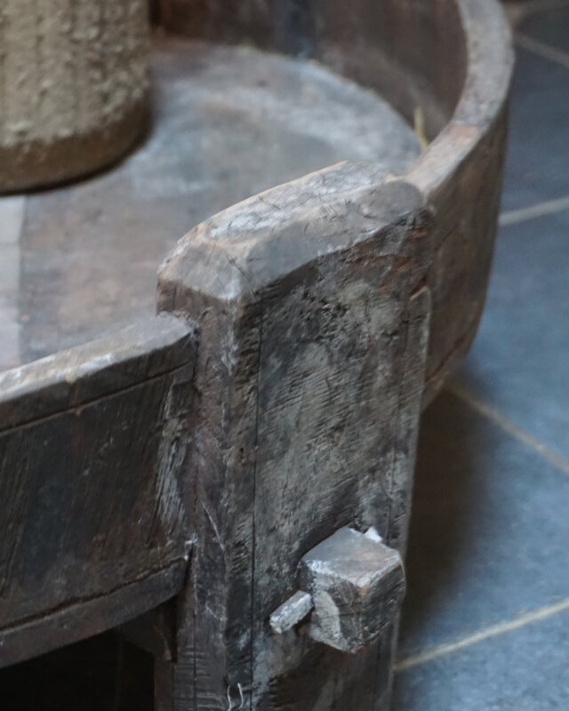 Rene Houtman Chakki Tafel | Uniek | H30 x D78 cm