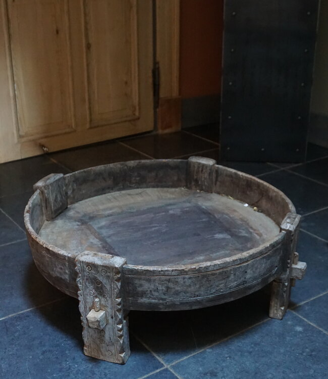 Rene Houtman Chakki Tafel | Uniek | H29 x D72 cm