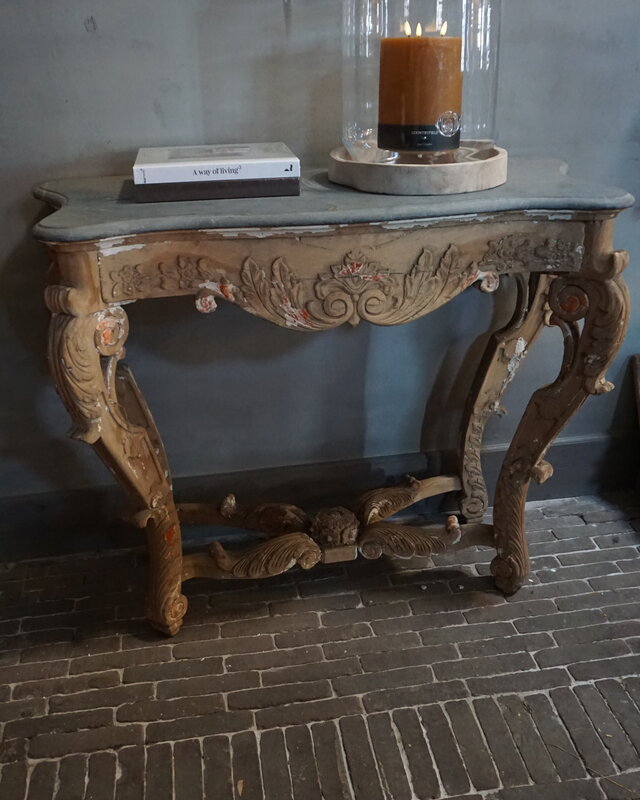 Rene Houtman Sidetable Barok | H89 x B105 x D48 cm