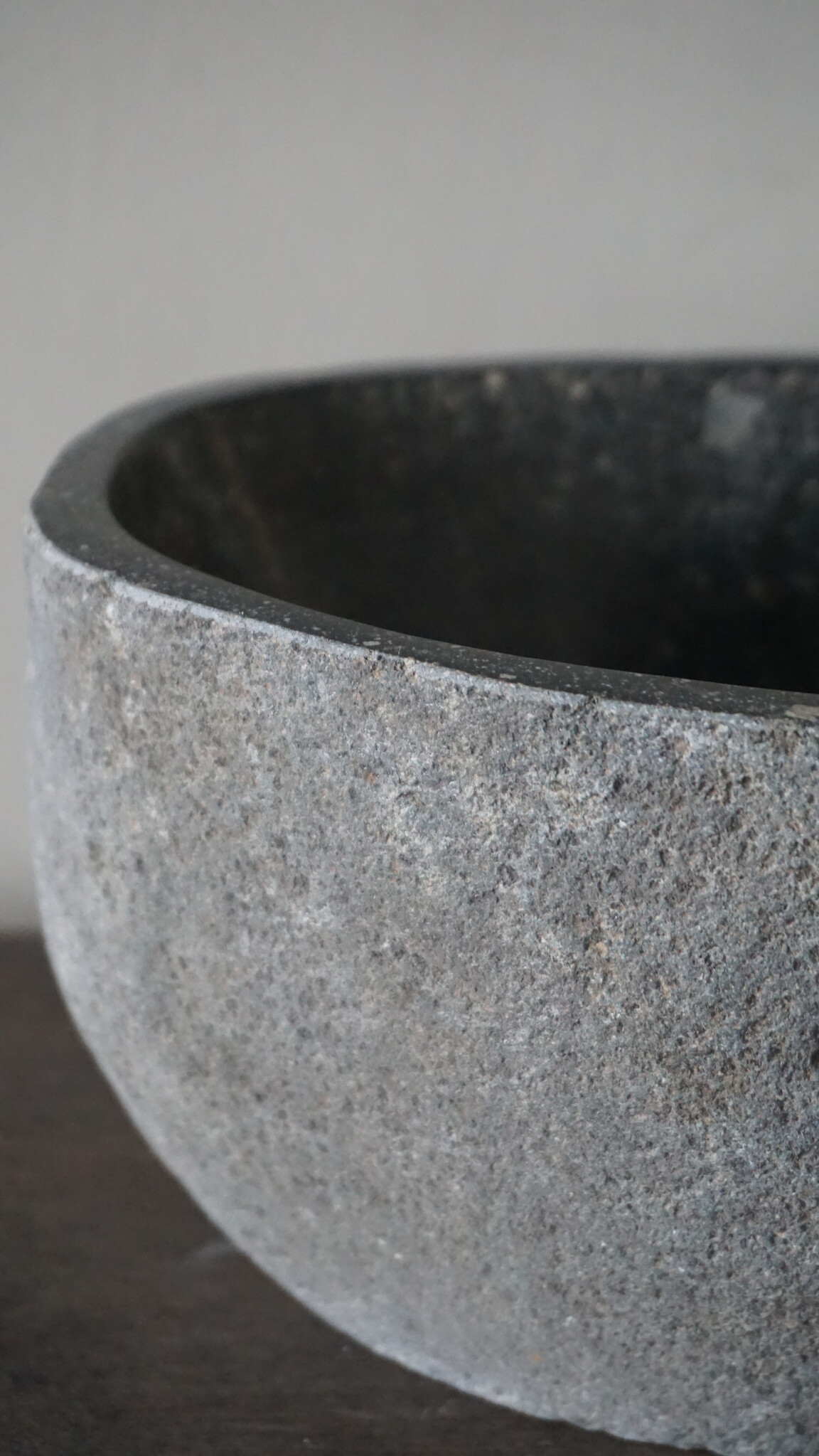 Rene Houtman Kleine Stenen Waskom + Spoelgat | H13,5 x B25 x D20 cm